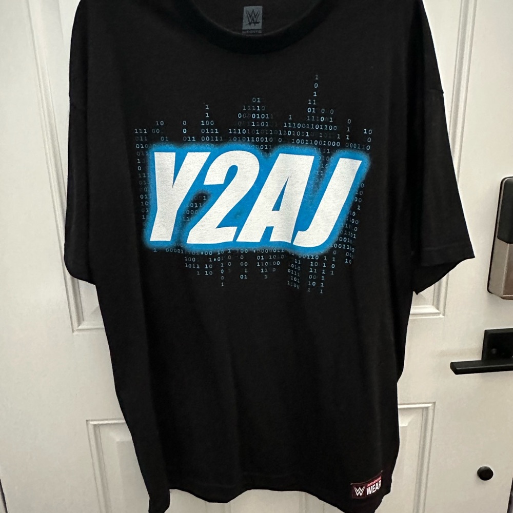 *RARE* Authentic WWE Y2AJ T shirt. UNISEX NWOT